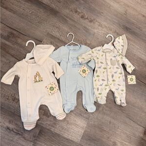 Little Me Cream, Blue, and White Footies Set
